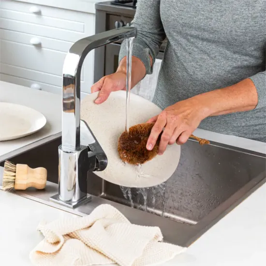 Effortless Cleaning with Our Premium Kitchen Scrubber